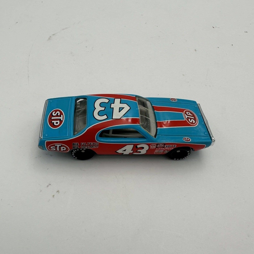 Richard Petty #43 Dodge Charger STP 1/64 historical Action Boxed XRARE! #6